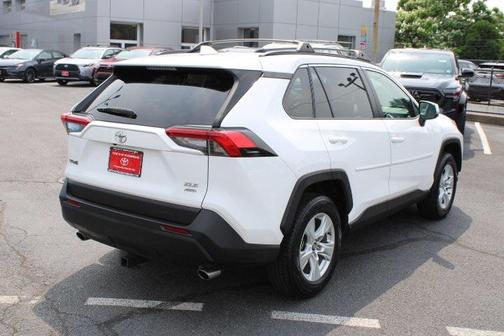 2020 Toyota RAV4 XLE