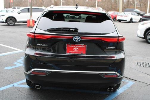 2023 Toyota Venza Limited