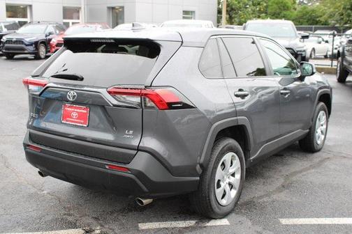 2022 Toyota RAV4 LE