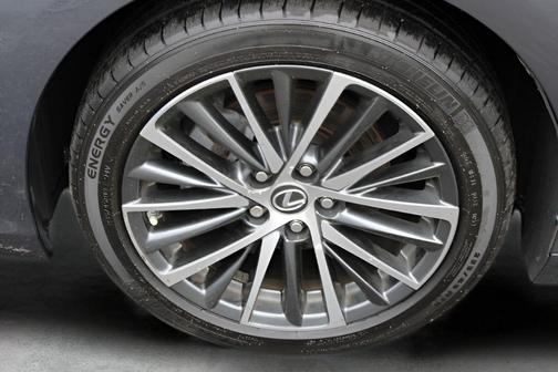 Cloudburst Gray 2023 Lexus ES 350 Base