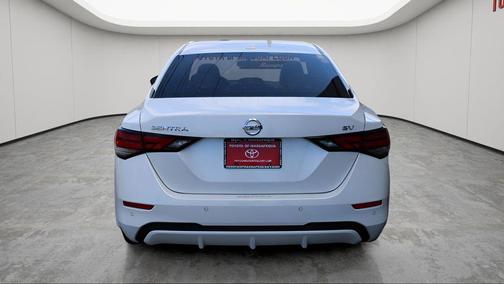 Aspen White TriCoat Pearl 2022 Nissan Sentra SV
