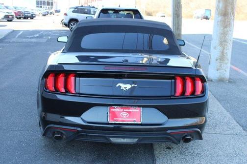 2022 Ford Mustang EcoBoost Premium