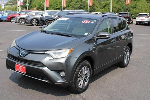 2016 Toyota RAV4 Hybrid XLE