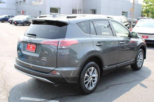 2016 Toyota RAV4 Hybrid XLE