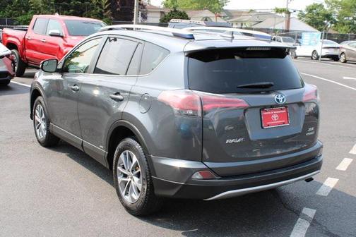 2016 Toyota RAV4 Hybrid XLE