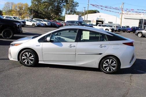 2017 Toyota Prius Prime Plus