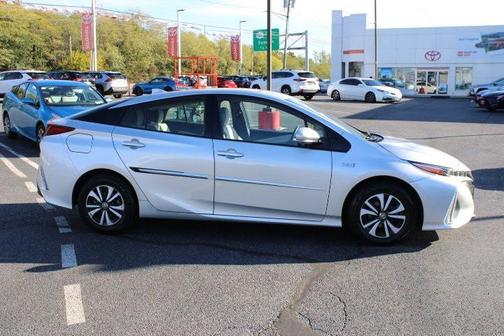 2017 Toyota Prius Prime Plus