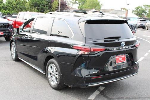2022 Toyota Sienna Platinum 7 Passenger