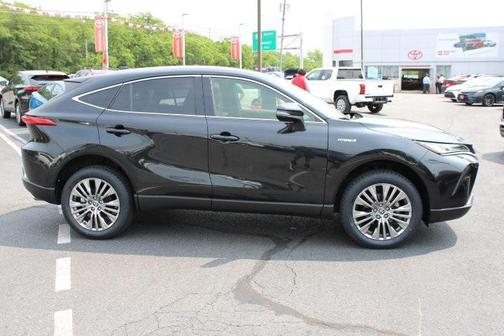 2021 Toyota Venza XLE