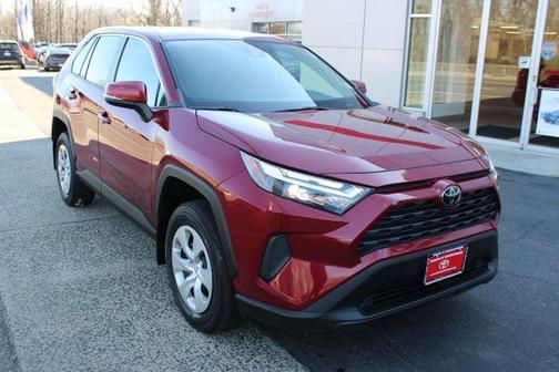 2023 Toyota RAV4 LE
