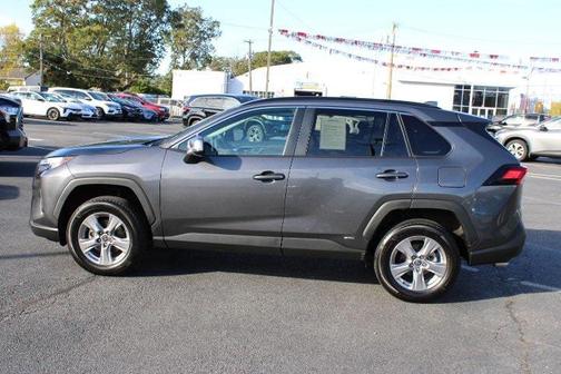 2024 Toyota RAV4 Hybrid XLE