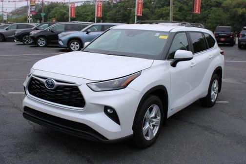2023 Toyota Highlander Hybrid LE