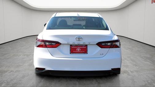 Ice Cap 2024 Toyota Camry LE