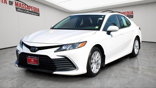 Ice Cap 2024 Toyota Camry LE