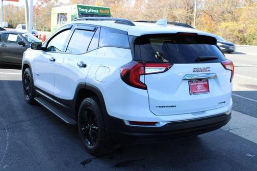 2024 GMC Terrain AWD AT4