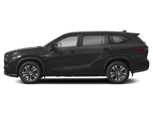 Midnight Black Metallic 2023 Toyota Highlander XLE