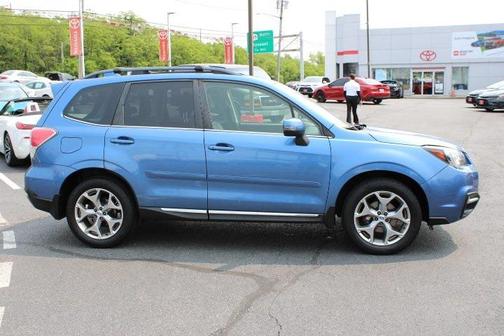 2017 Subaru Forester 2.5i Touring