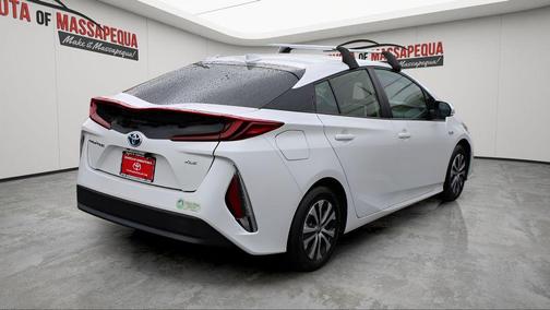 Wind Chill Pearl 2022 Toyota Prius Prime XLE