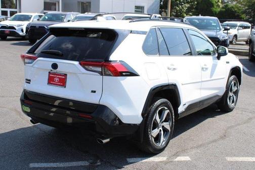 2023 Toyota RAV4 Prime SE