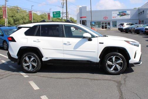 2023 Toyota RAV4 Prime SE