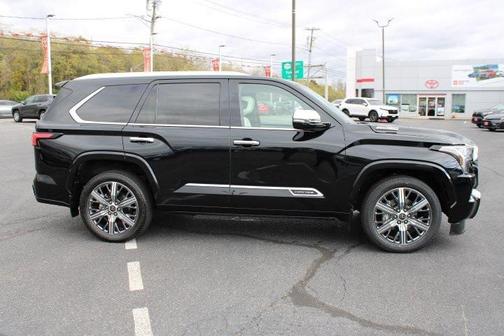 2023 Toyota Sequoia Capstone