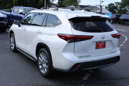 2021 Toyota Highlander Limited