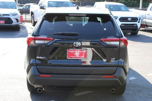 2022 Toyota RAV4 LE