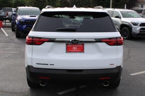 2023 Chevrolet Traverse RS