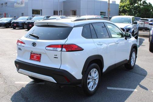 2022 Toyota Corolla Cross LE