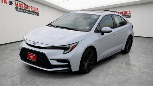 2024 Toyota Corolla Hybrid SE