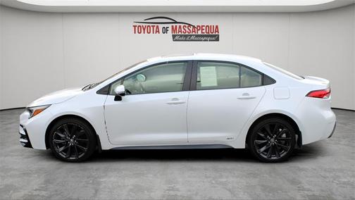 2024 Toyota Corolla Hybrid SE