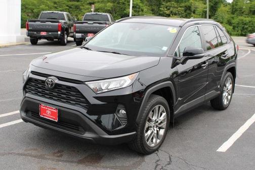 2019 Toyota RAV4 XLE Premium