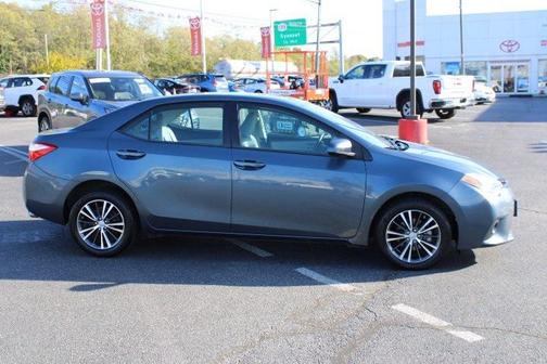 2016 Toyota Corolla LE Plus