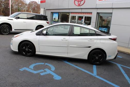 2017 Toyota Prius Four Touring