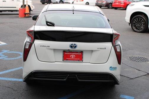 2017 Toyota Prius Four Touring
