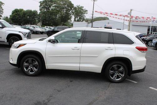 2019 Toyota Highlander Limited Platinum