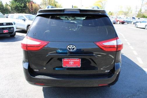 2019 Toyota Sienna XLE Premium
