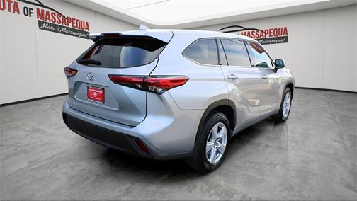 2021 Toyota Highlander LE