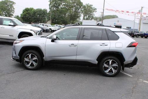 2023 Toyota RAV4 Prime SE
