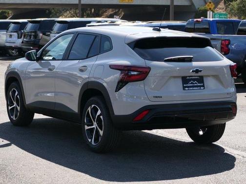 2026 Chevrolet Trax FWD 1RS