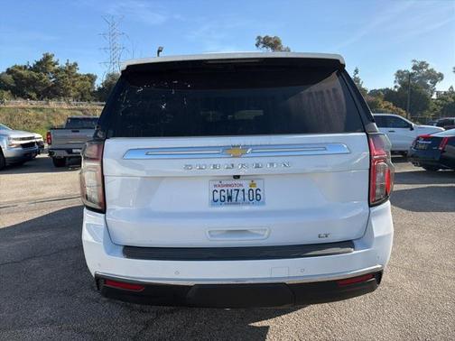 2023 Chevrolet Suburban LT