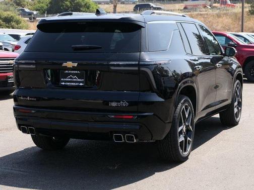 2025 Chevrolet Traverse High Country