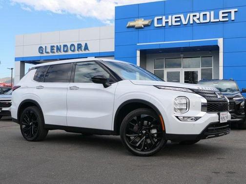 2024 Mitsubishi Outlander SE Black Edition w/Pano Roof S-AWC