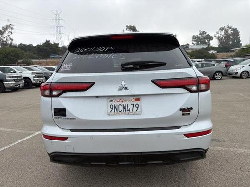2024 Mitsubishi Outlander SE Black Edition w/Pano Roof S-AWC