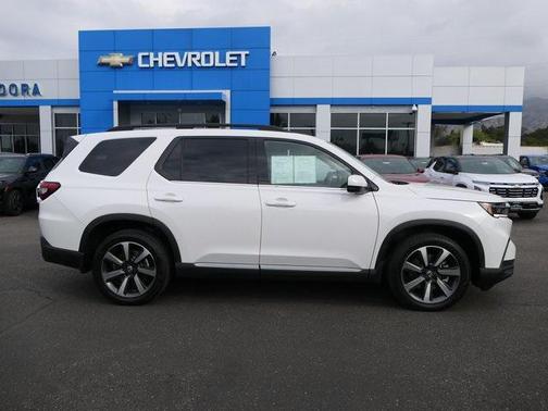 2023 Honda Pilot AWD Elite