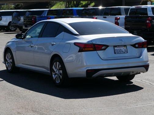 2021 Nissan Altima S FWD