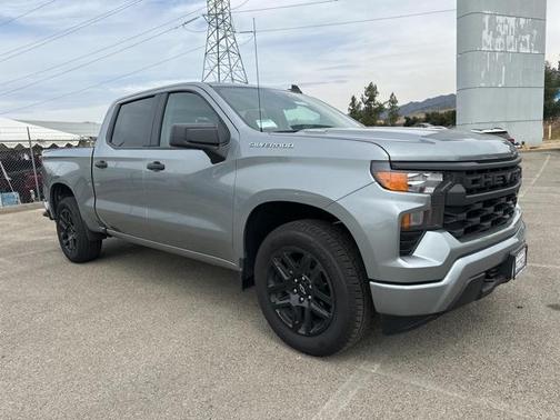 2025 Chevrolet Silverado 1500 Custom