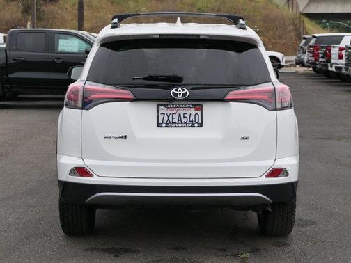 2017 Toyota RAV4 SE