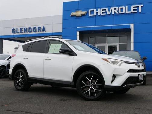 2017 Toyota RAV4 SE