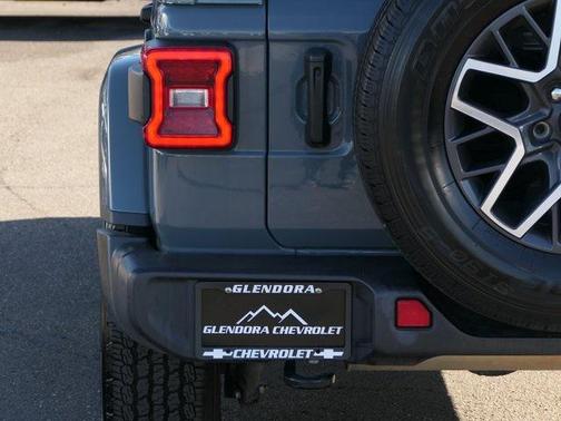 2024 Jeep Wrangler 4-Door Sahara 4x4